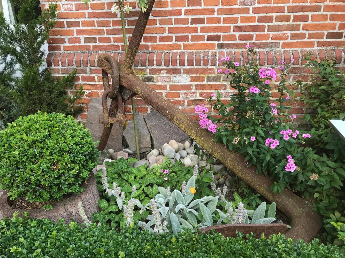 Vier Sterne Am Hafen, Ditzum Bagian luar foto