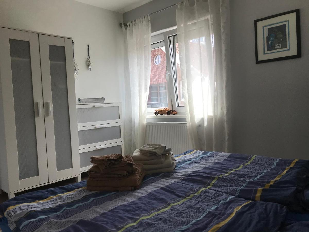 Vier Sterne Am Hafen, Ditzum Bagian luar foto